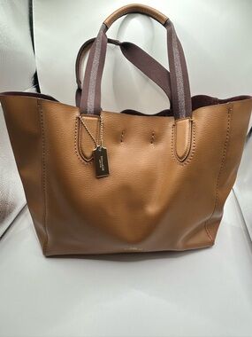 Coach Derby Tote Tan